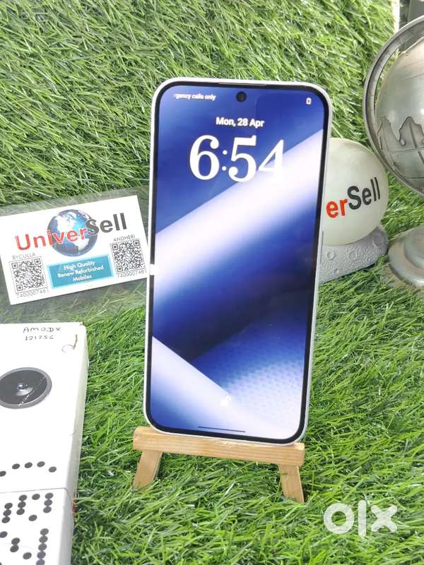 Nothing 2a 5G  12+2gb 256gb white excellent condition 6 months warrant
