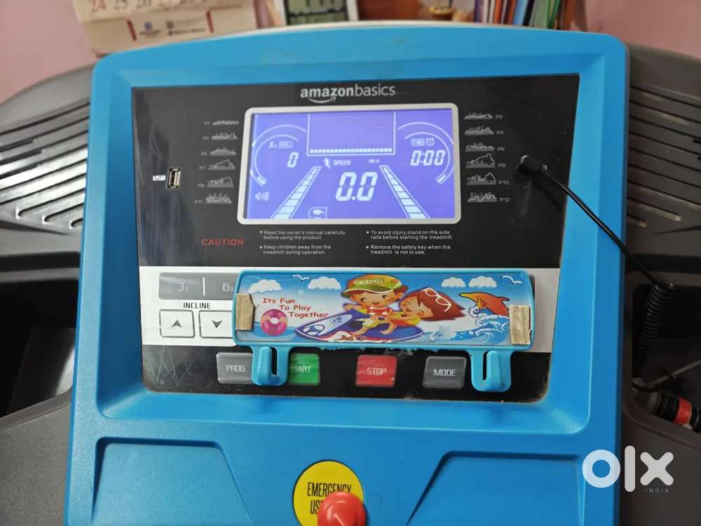 Rarely used excellent condition Dc motorized treadmill mill