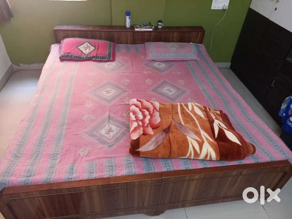 Double bed king size