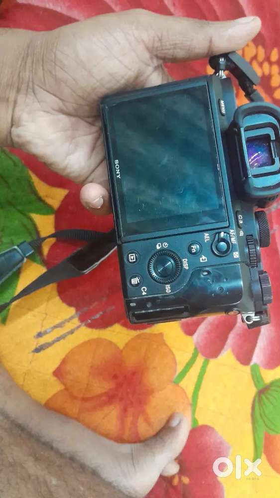 SONY M2 WITH 50MM LENS SHUTTER COUNT AROUND 26500