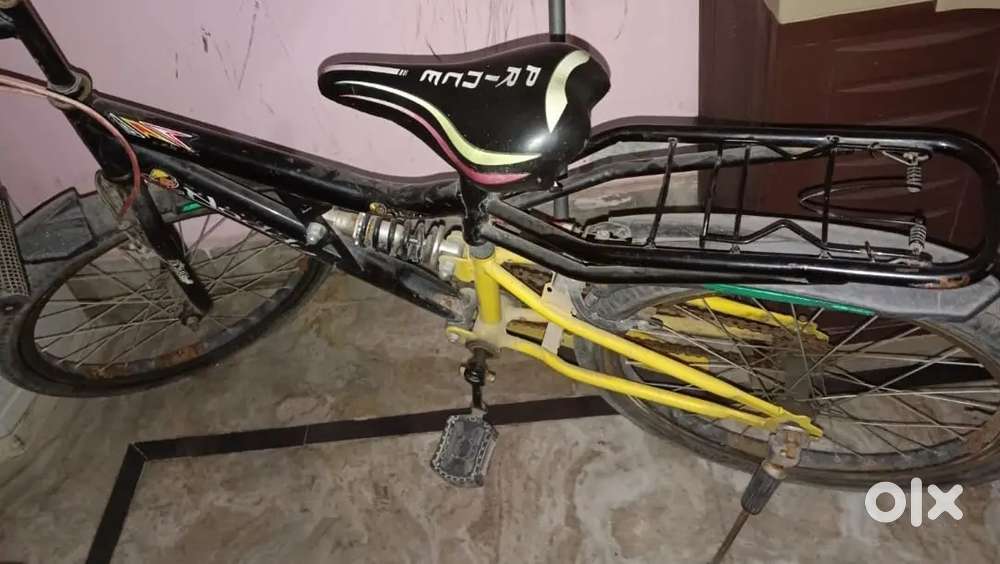 Prince cycle with soccer