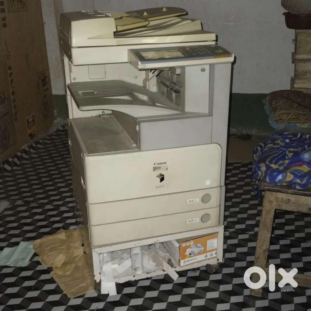 Canon IR3025 Xerox Machine  Good Condition  Only ₹35,000