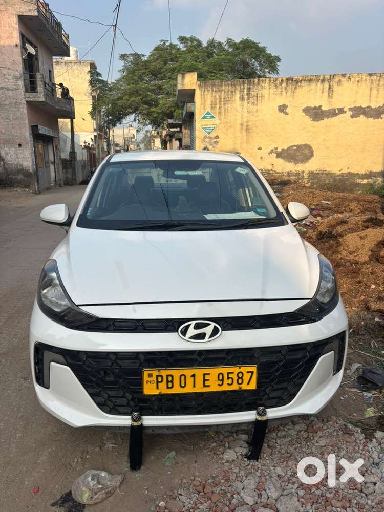 Hyundai Aura 2024 CNG & Hybrids Good Condition