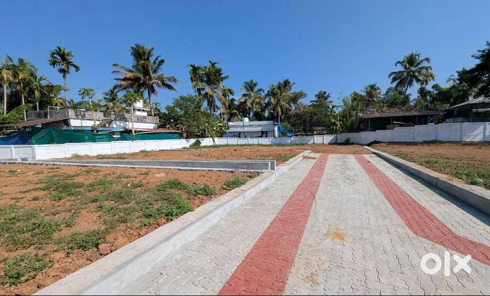 PREMIUM VILLA PLOTS FOR SALE - NEAR YOODHAPURAM CHURCH ANGAMALY