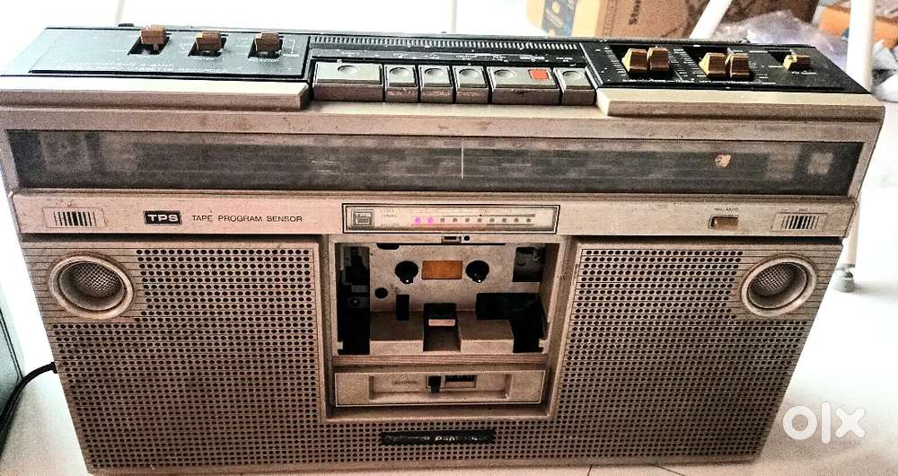 National Panasonic..2 tape recorder same...1 radio working...