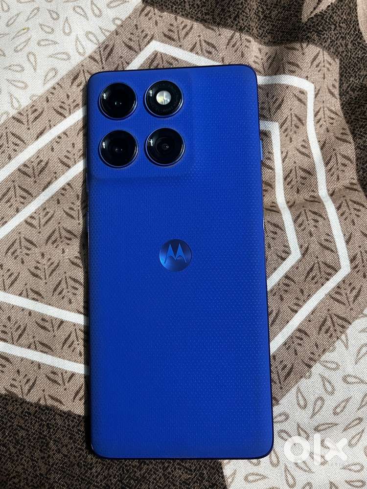 Motorola edge 60 pro 8/256gb like new condition