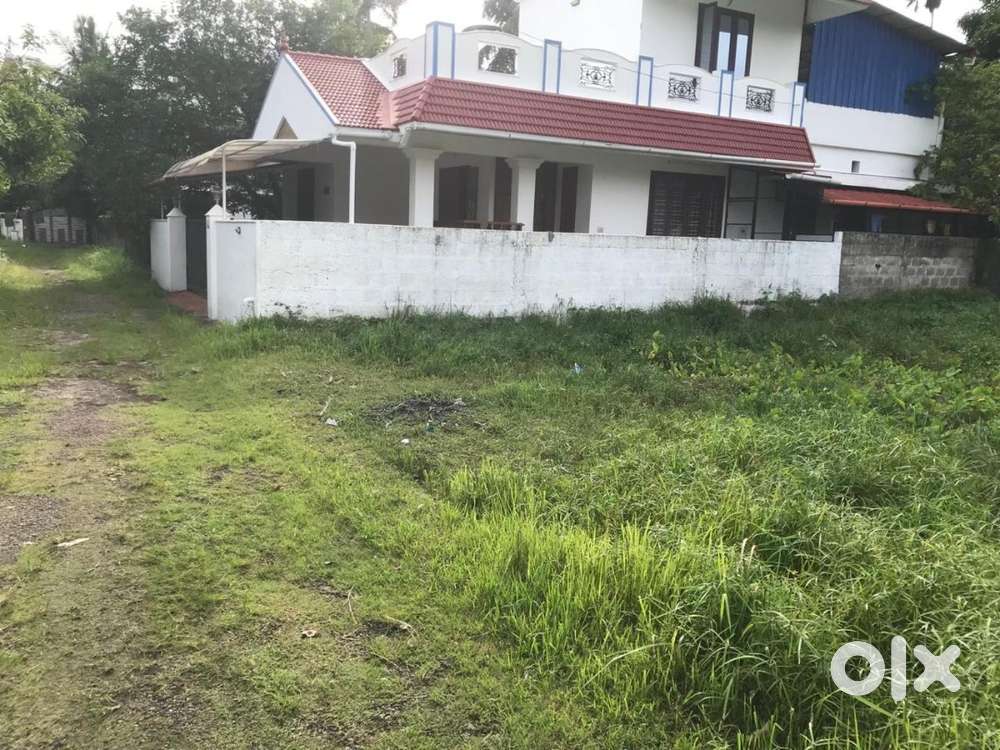 Residential Villa plot (4.5 cents) for sale-Chittoor, Vaduthala, Kochi