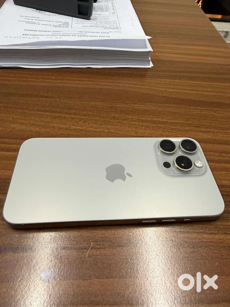 iPhone 15 Pro Max
