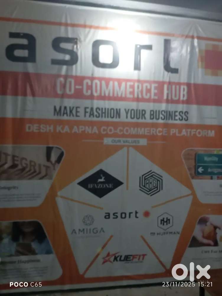 Office work,hots and trainer ,socel midea infrantel,sheril