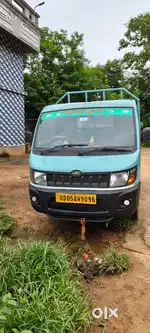 Mahindra super minitruckvx2020