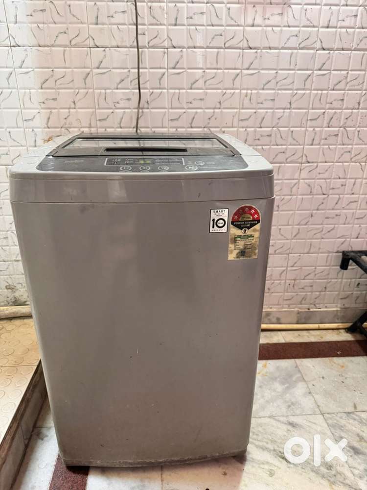 LG 6.5 kg top load fully automatic washing machine.