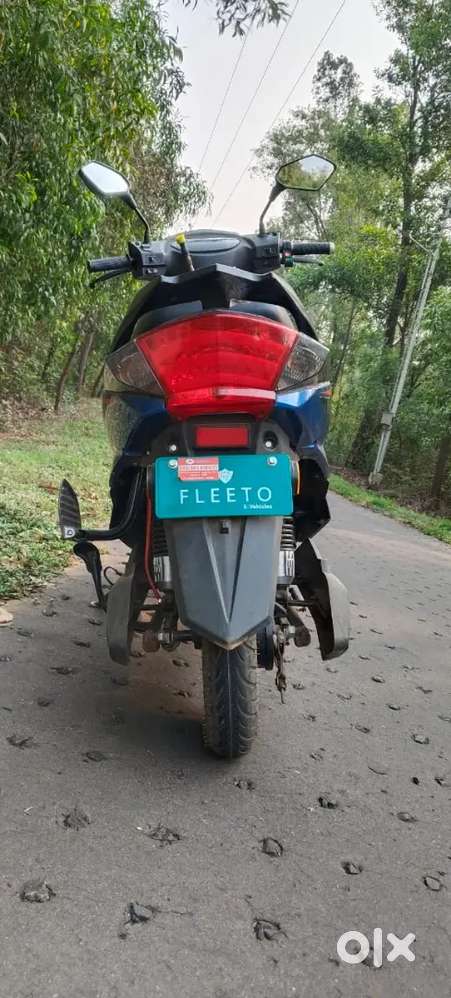 FLEETO MATRIX PRO ELECTRIC SCOOTY
