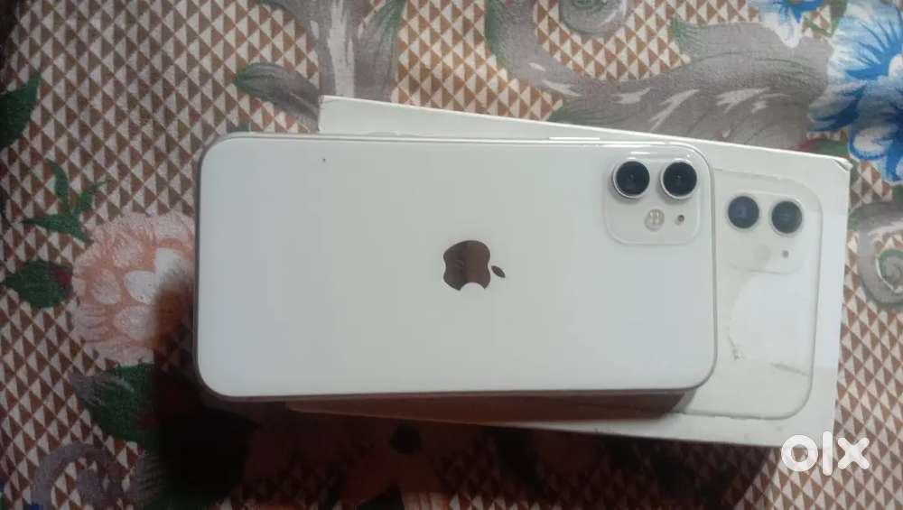 Iphone 11/128Gb  Battery 87