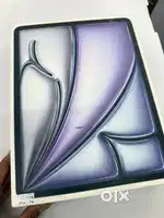 apple ipad air 13 inch M2 chip 128gb wifi like new with box acc