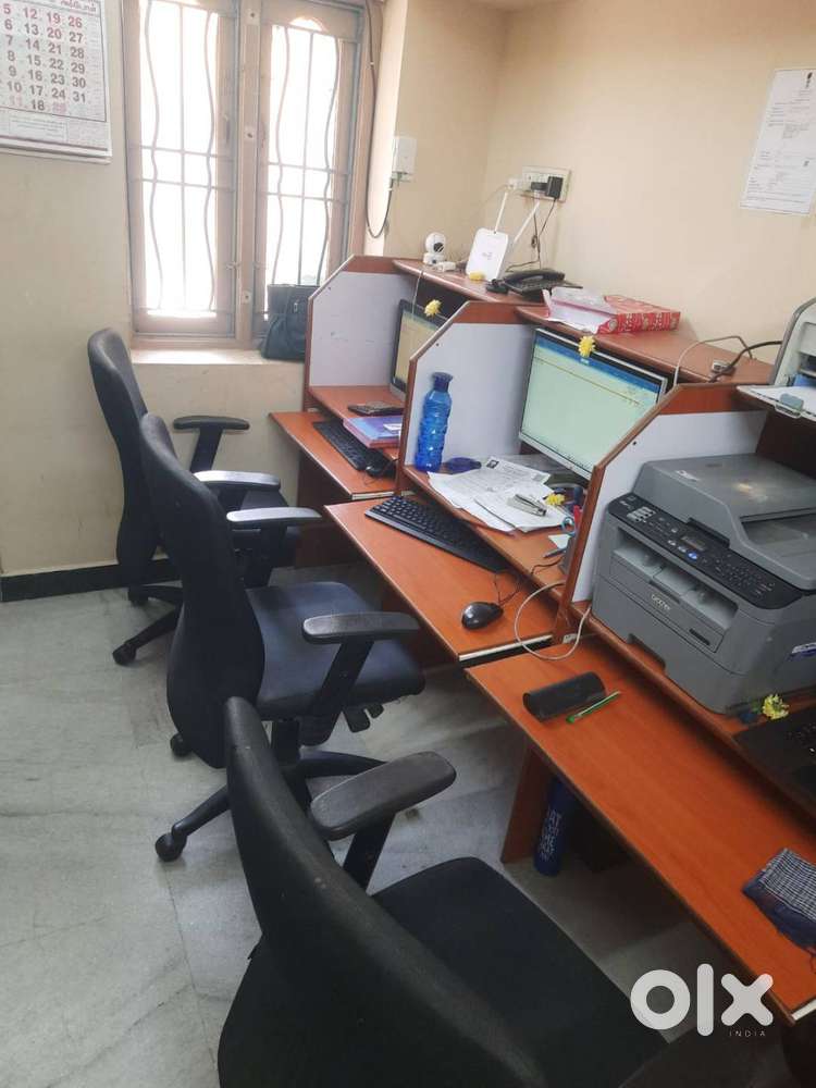 FEMALE WANTED FOR ACCOUNTS JOB