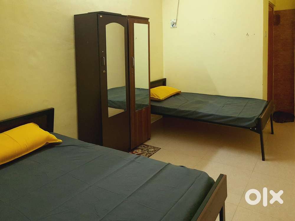 Womens hostel self cooking/ womens pg / pg for ladies or hostel