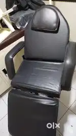 Saloon / Beauty / Cosmetic special branded chair. Rate negotiable
