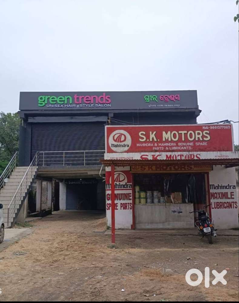 Semi-Furnished 2 Floor building with Washroom, car parking(2000*2sqft)