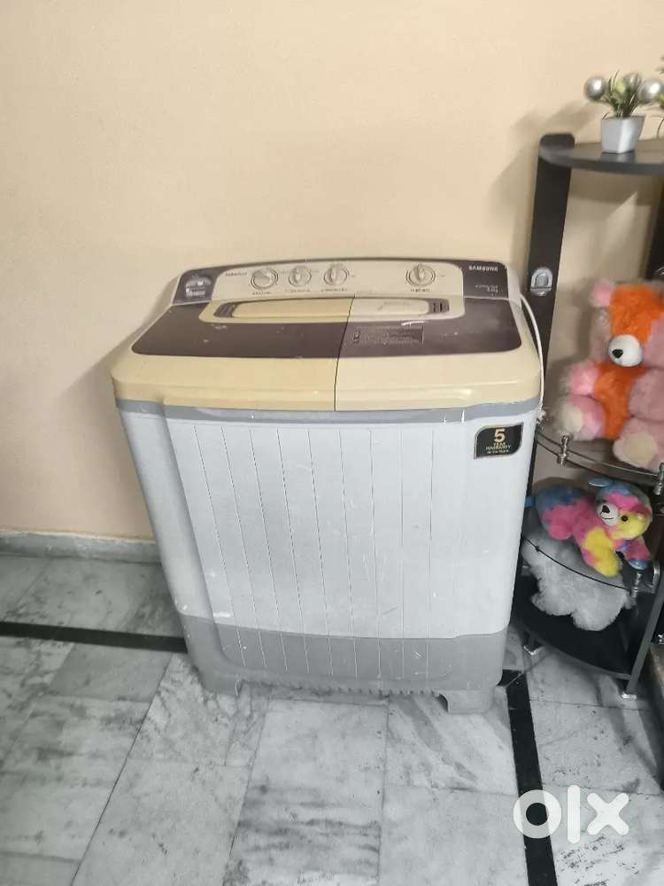 Samsung semi auto washing machine 8 kg