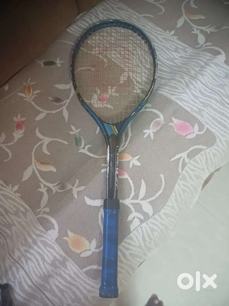 Shuttle allumanium tenis with bag bat or sale
