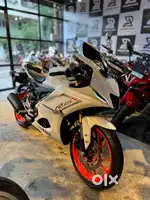 Yamaha R15 v4