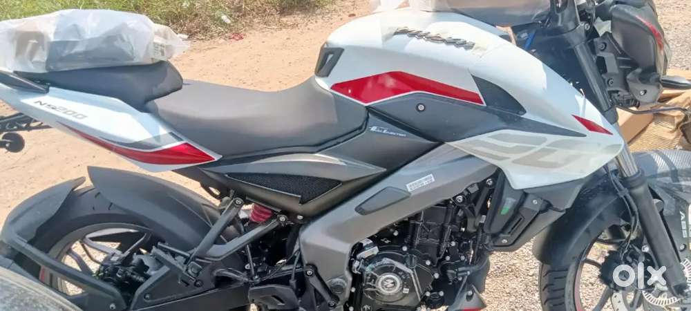 BEST DIWALI OFFERS ON NS 160