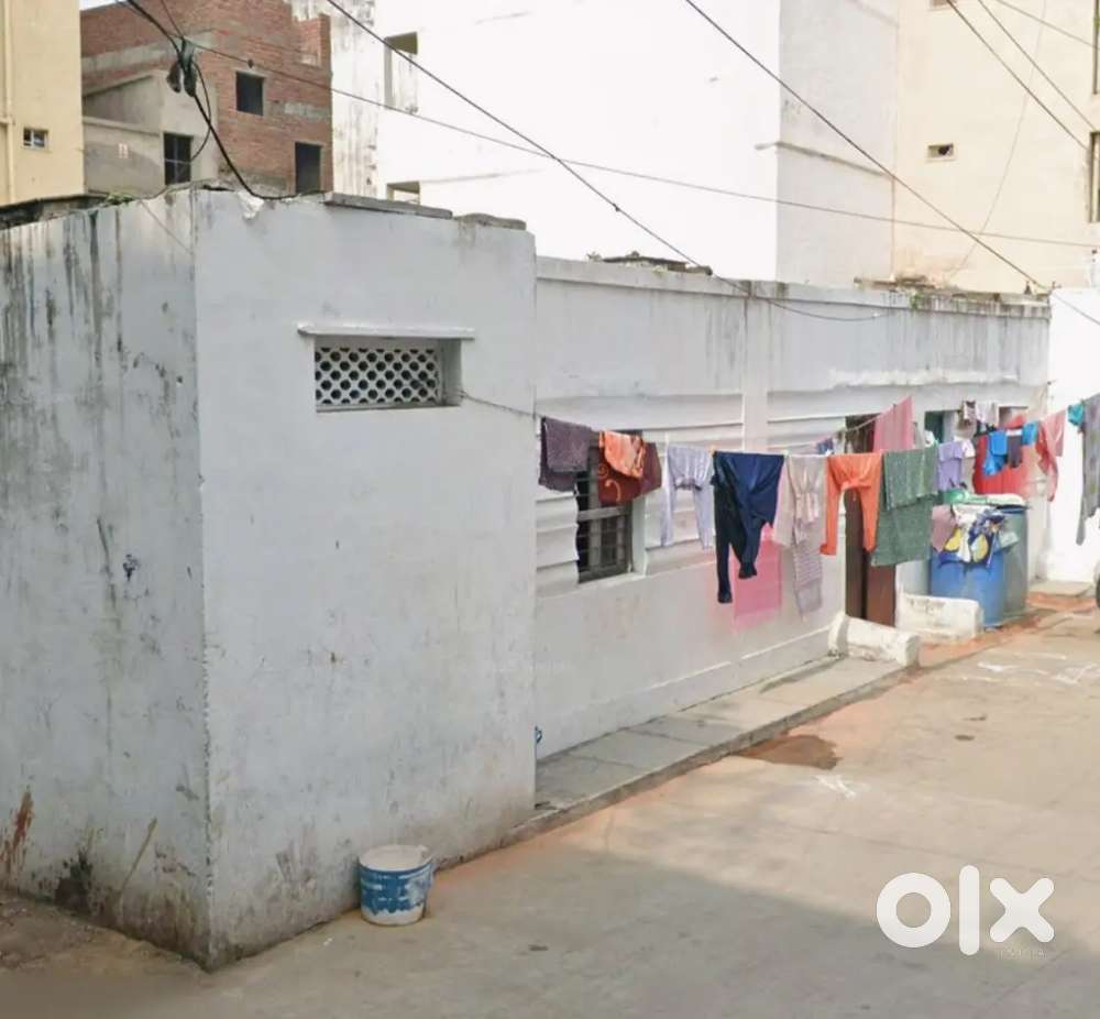 Independent house for sale near main road