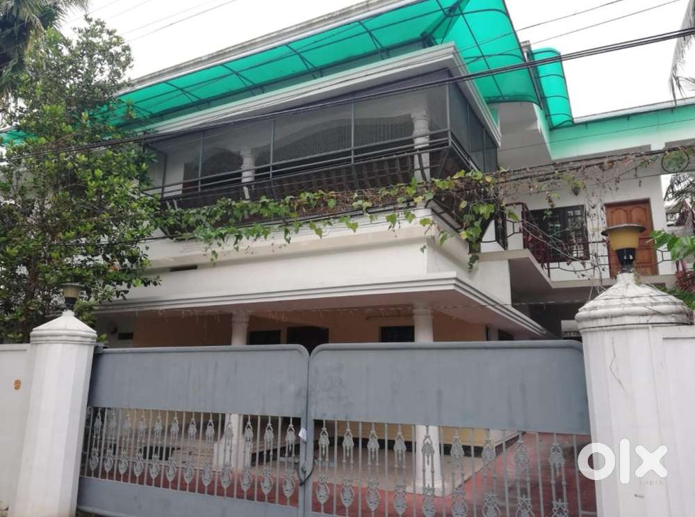 Independent House in Padamugal – 5 BHK, 3000 sq.ft, Prime Location