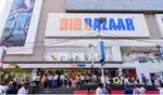 Job's Vaccine In Shopping Mall Boys and girls area vice