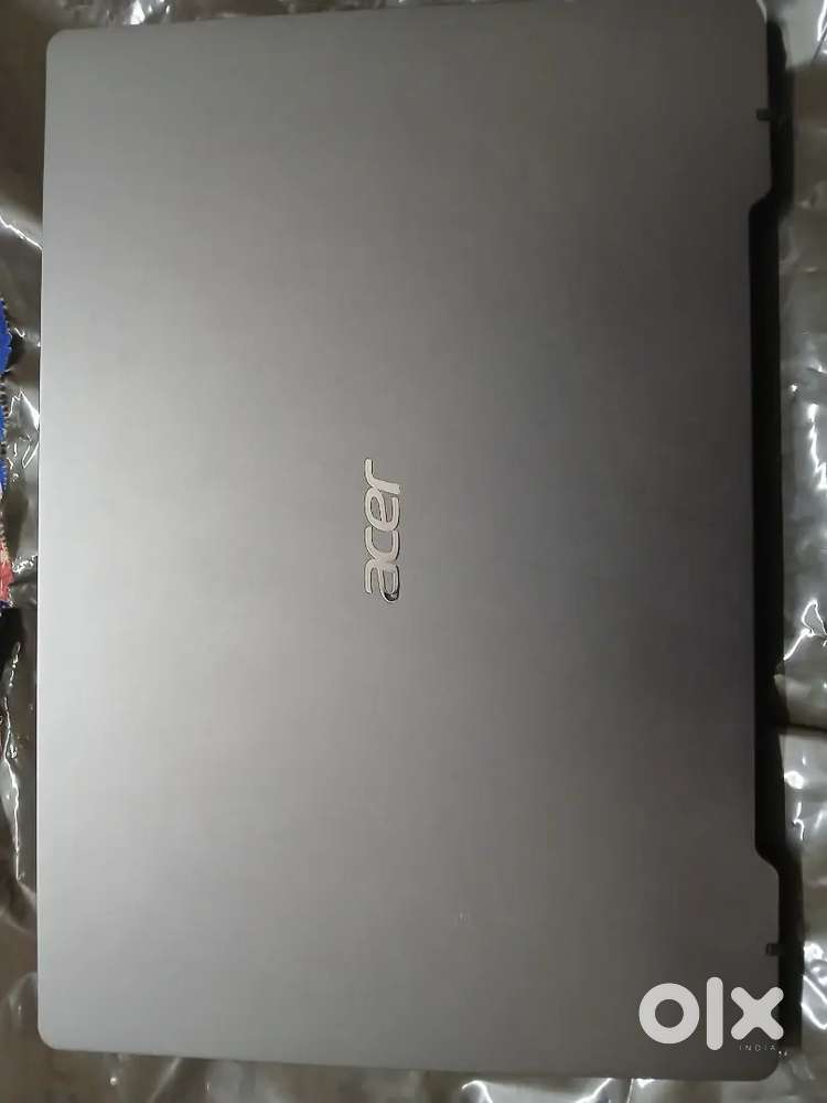BRAND NEW ACER ASPIRE 3 A-1145 LAPTOP 256 GB SSD  DDR5 -8GB RAM