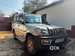 Mahindra Scorpio EX
