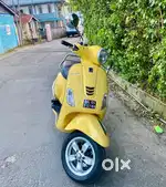 Vespa VXL125