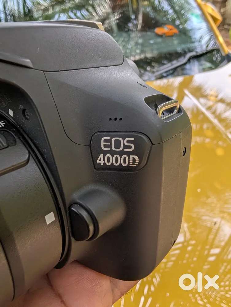 Canon 4000D