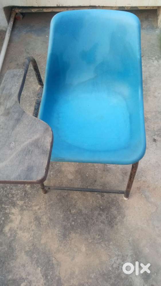 5 Tution chairs