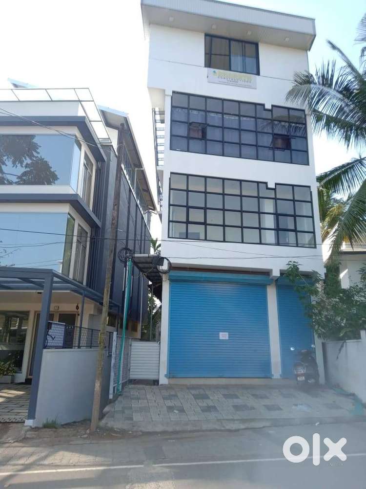 650sq.ft Commercial Space For Rent at Thrissur  (RJ)