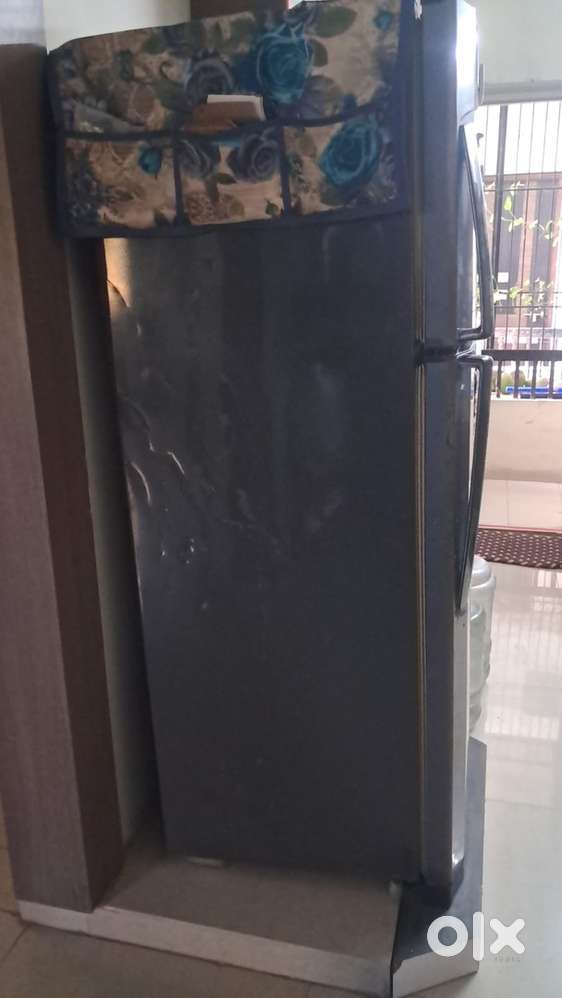 Urgent Sale Double door fridge