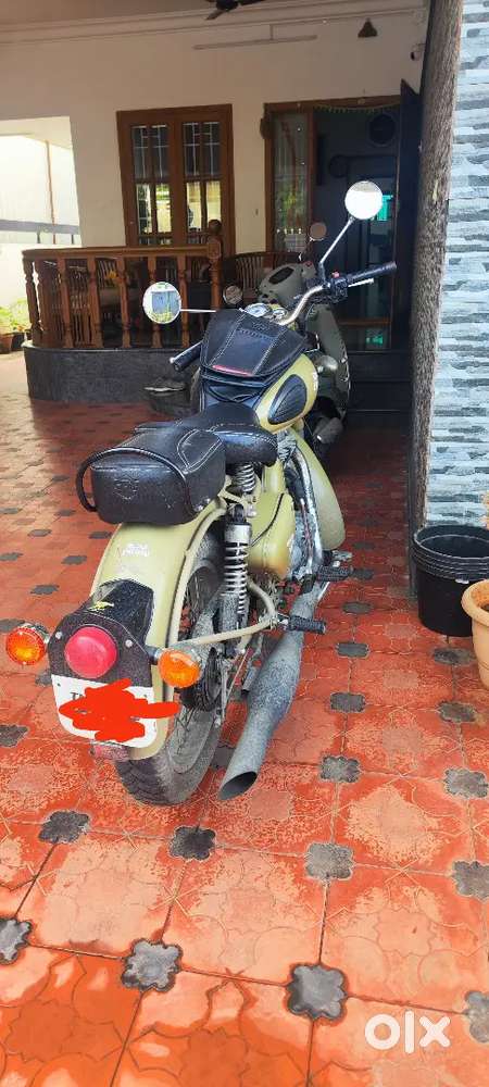 Royal Enfield Well Maintained - Less Driven Classic 500 Fancy Number