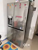 Lg side by side fridge 700Ltr- New condition