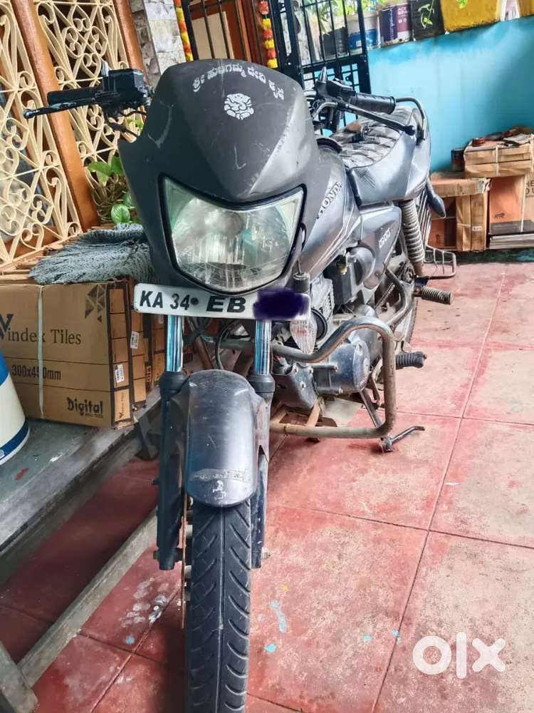 Honda shine good condition bike