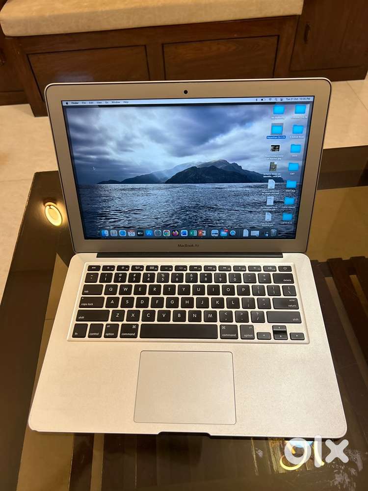 Macbook Air i5 8 GB RAM 14”