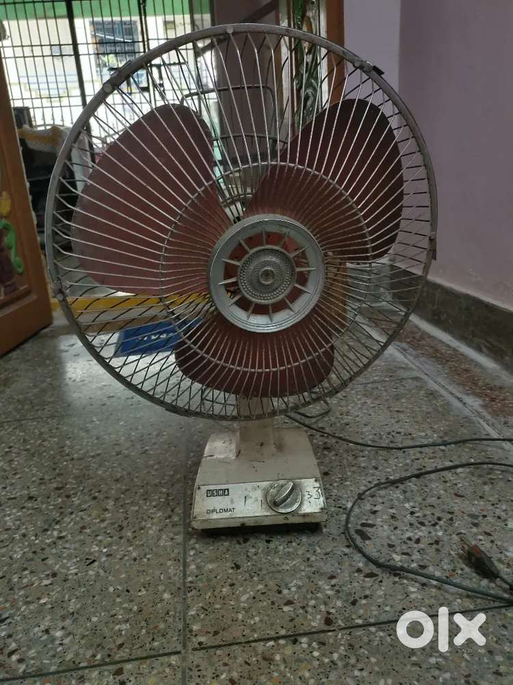 Usha diplomat company Table fan for sale