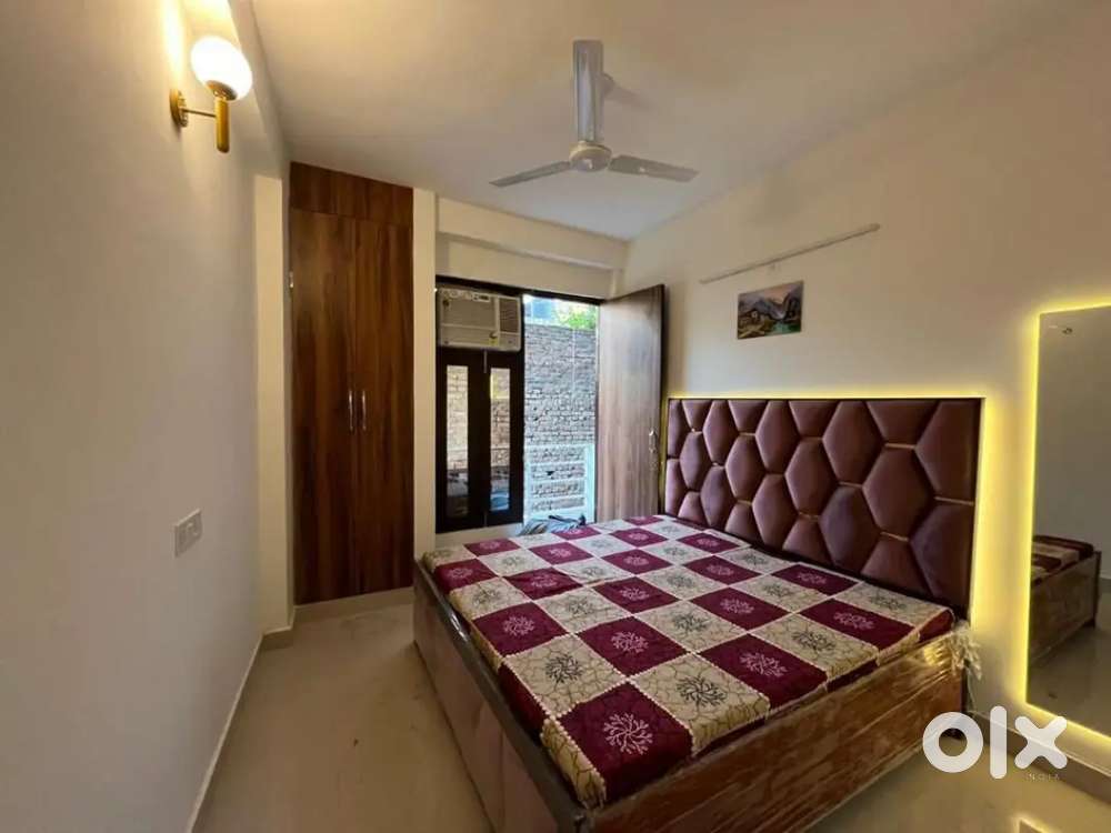 1bhk builder floor in saket