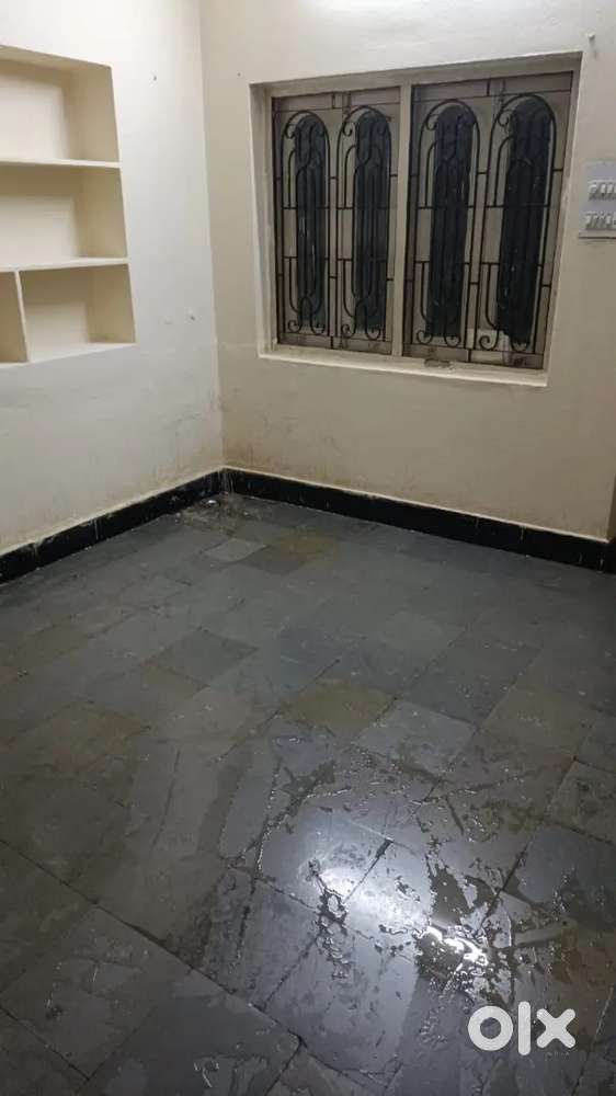 2 bhk 1st floor