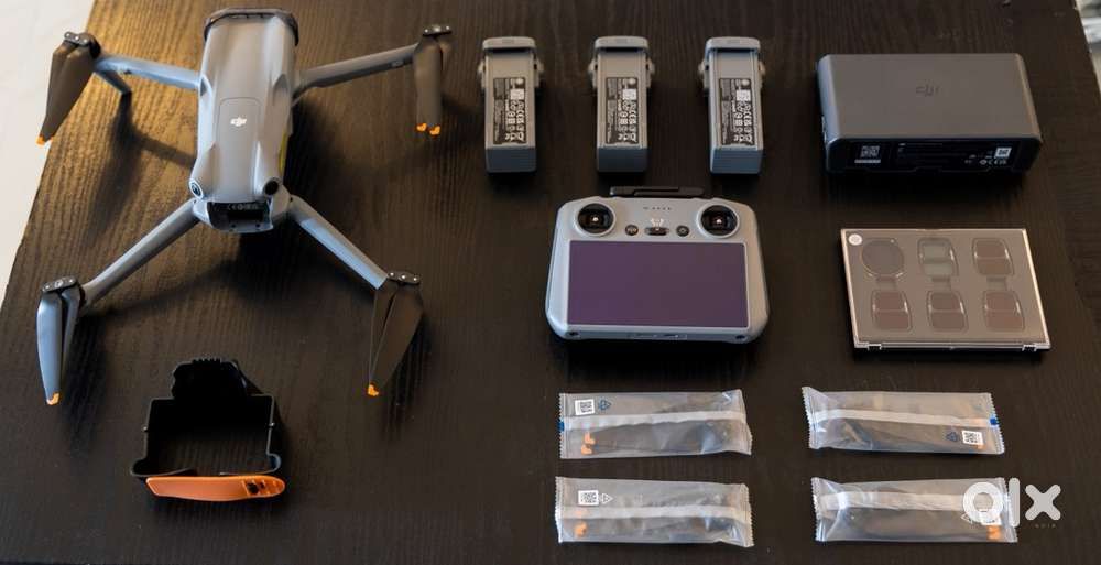 DJI Air 3 Fly More Combo – Excellent Condition