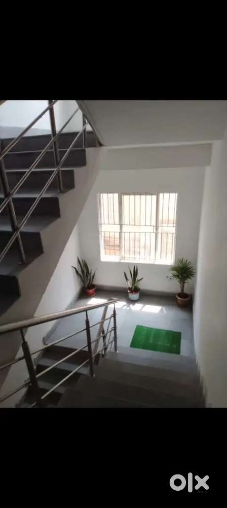 New 3bhk Flat available six mile vip road