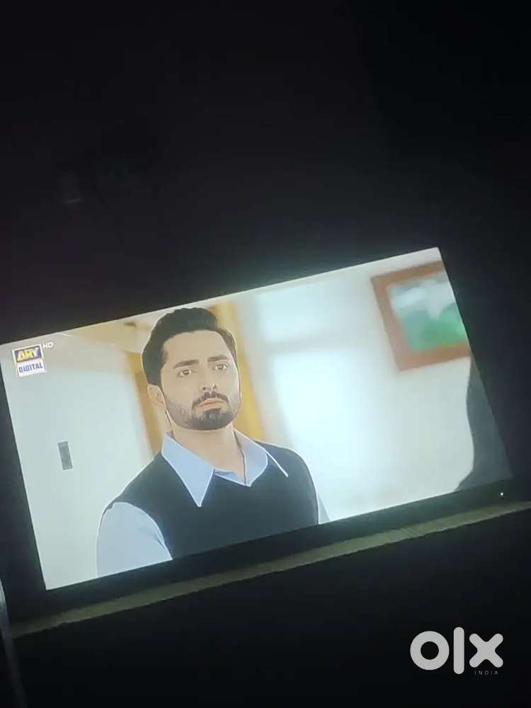 46 inch smart led LED