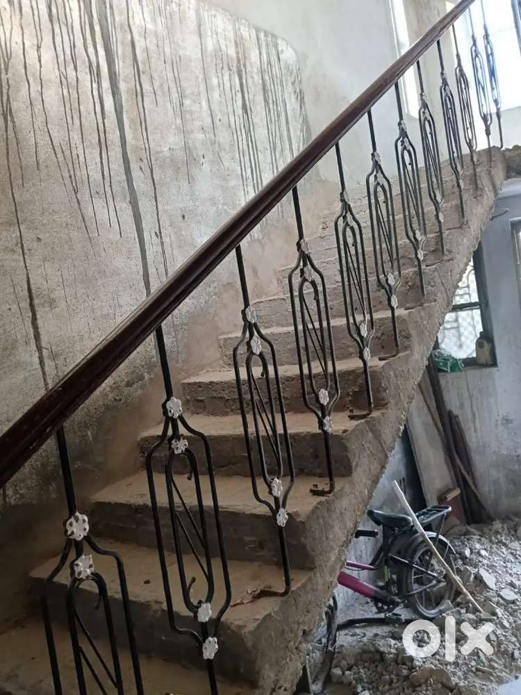 Staircase Handrailing