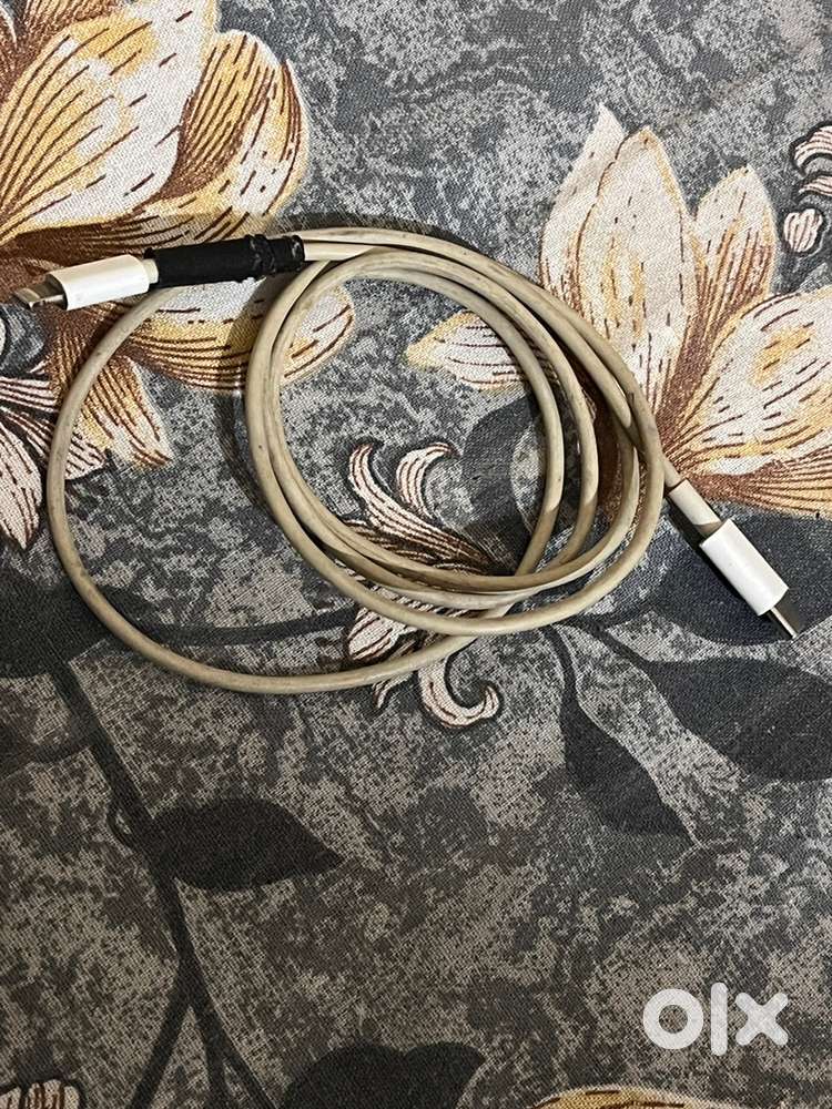 IPHONE &Adapter and cable orignal… urgent sell