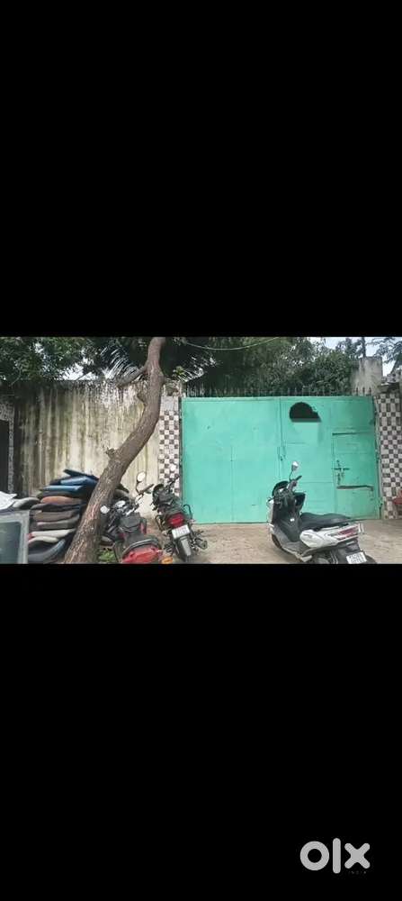 South facing 400squard 60feet road clear title adarsh nagar near hal