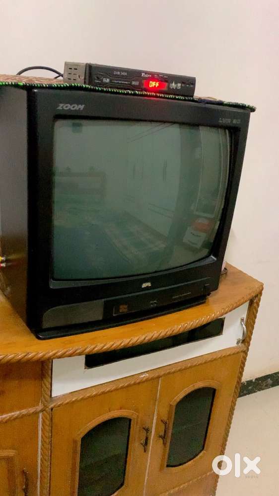 tv or परदे…like new condition